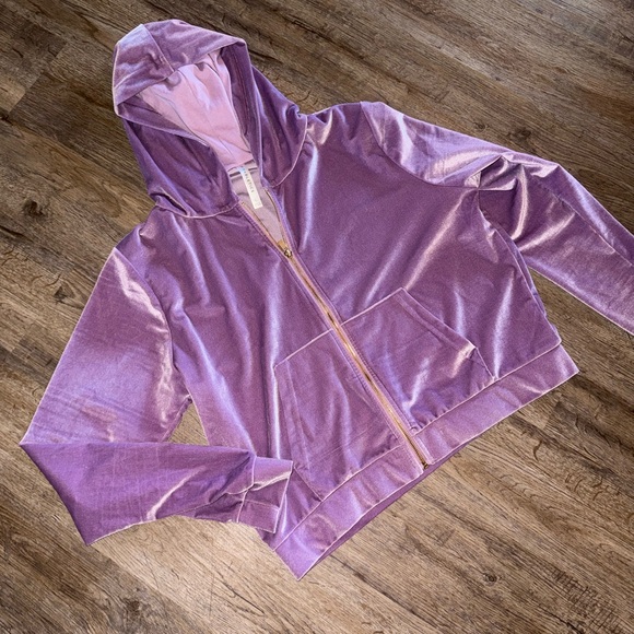 Fabletics • Velour Donna Hoodie - Picture 3 of 9